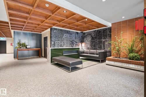 602 9916 113 Street, Edmonton, AB - Indoor Photo Showing Other Room