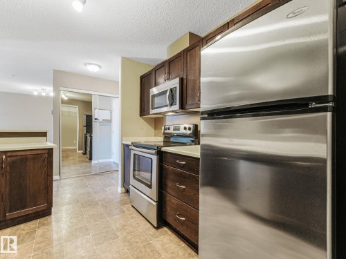 7330 7327 South Terwillegar Drive, Edmonton, AB - Indoor Photo Showing Kitchen With Stainless Steel Kitchen