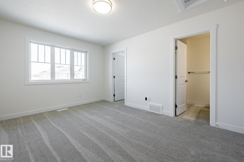 35 Renwyck Place, Spruce Grove, AB - Indoor Photo Showing Other Room
