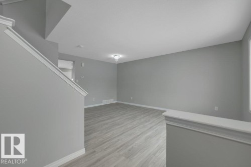 2338 29A Avenue, Edmonton, AB - Indoor Photo Showing Other Room