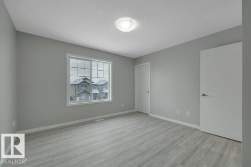 2338 29A Avenue, Edmonton, AB - Indoor Photo Showing Other Room