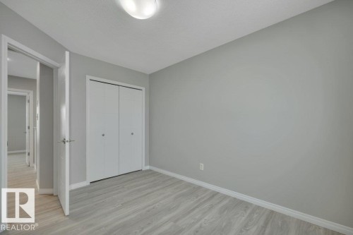 2338 29A Avenue, Edmonton, AB - Indoor Photo Showing Other Room