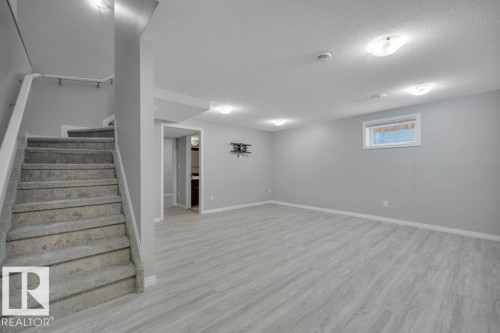 2338 29A Avenue, Edmonton, AB - Indoor