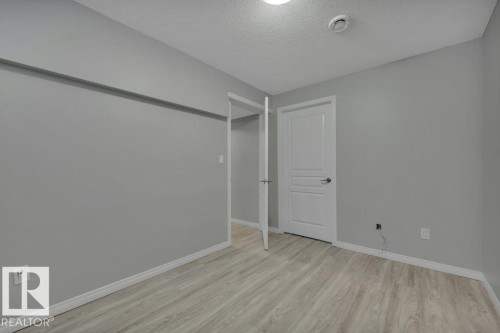 2338 29A Avenue, Edmonton, AB - Indoor Photo Showing Other Room