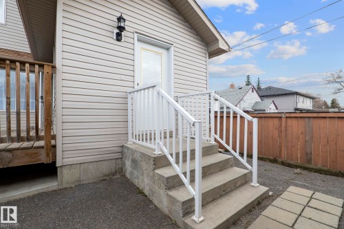 11918 68 Street, Edmonton, AB - Outdoor With Exterior