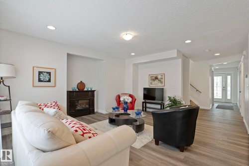 11918 68 Street, Edmonton, AB - Indoor Photo Showing Living Room With Fireplace
