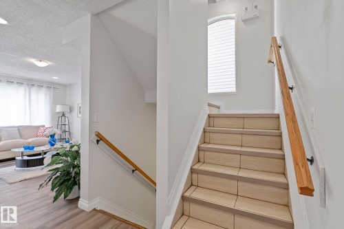 11918 68 Street, Edmonton, AB - Indoor Photo Showing Other Room