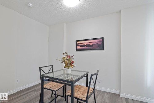 11918 68 Street, Edmonton, AB - Indoor Photo Showing Dining Room