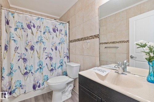 11918 68 Street, Edmonton, AB - Indoor Photo Showing Bathroom