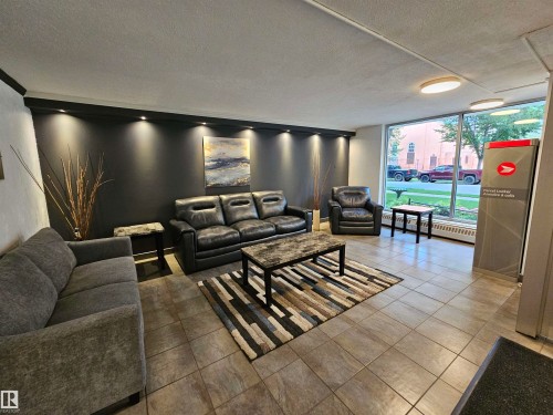 1403 9816 112 Street, Edmonton, AB - Indoor