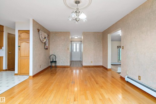 240028 Twp 460, Rural Wetaskiwin County, AB - Indoor Photo Showing Other Room