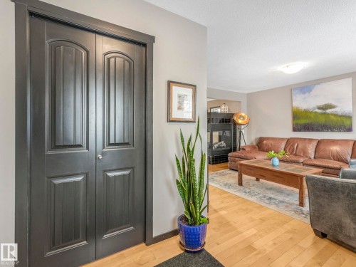 5213 2A Avenue, Edmonton, AB - Indoor Photo Showing Other Room