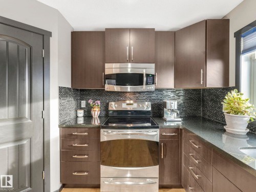 5213 2A Avenue, Edmonton, AB - Indoor Photo Showing Kitchen With Upgraded Kitchen