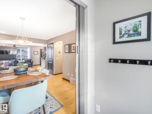 5213 2A Avenue, Edmonton, AB - Indoor Photo Showing Dining Room
