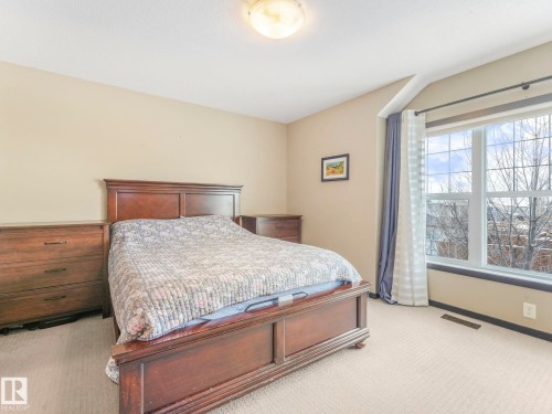 5213 2A Avenue, Edmonton, AB - Indoor Photo Showing Bedroom