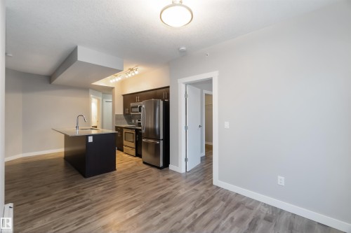 602 10226 104 Street, Edmonton, AB - Indoor Photo Showing Kitchen