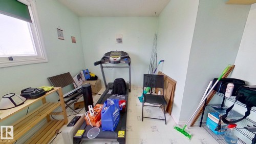 4710 56 Avenue, Bruderheim, AB - Indoor Photo Showing Other Room