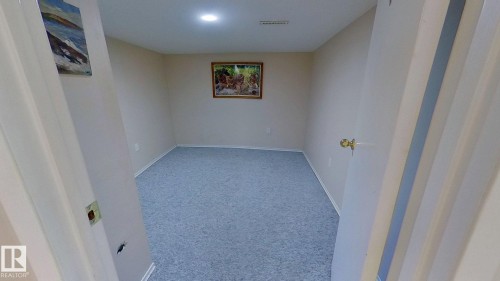 4710 56 Avenue, Bruderheim, AB - Indoor Photo Showing Other Room