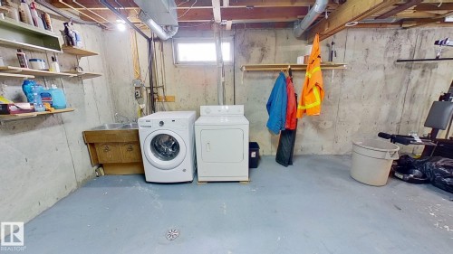 4710 56 Avenue, Bruderheim, AB - Indoor Photo Showing Laundry Room