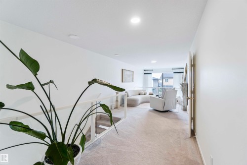 3233 Kulay Way, Edmonton, AB - Indoor Photo Showing Other Room