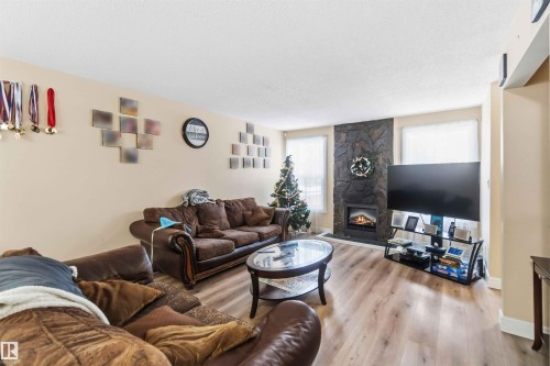 17118 108 Street, Edmonton, AB - Indoor Photo Showing Living Room With Fireplace