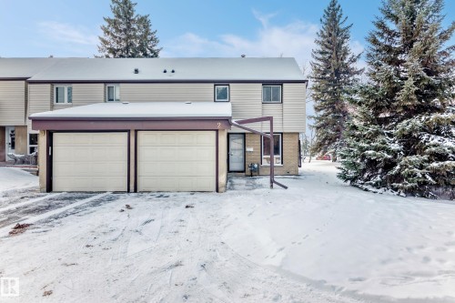 2 Grandin Village, St. Albert, AB - Outdoor