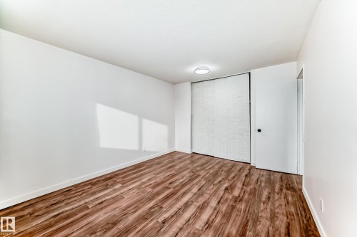 2 Grandin Village, St. Albert, AB - Indoor Photo Showing Other Room