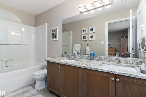 42 6835 Speaker Vista, Edmonton, AB - Indoor Photo Showing Bathroom