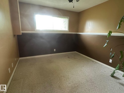 1023 35 Street, Edmonton, AB - Indoor Photo Showing Other Room