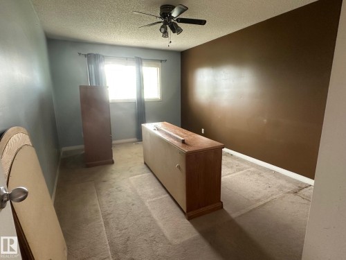 1023 35 Street, Edmonton, AB - Indoor Photo Showing Other Room