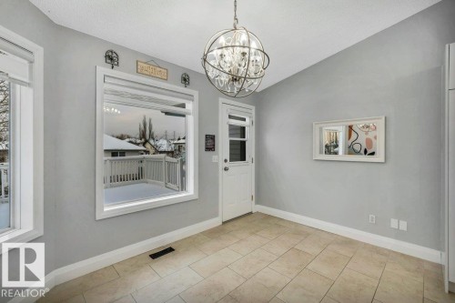 2812 40A Avenue, Edmonton, AB - Indoor Photo Showing Other Room