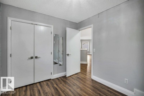2812 40A Avenue, Edmonton, AB - Indoor Photo Showing Other Room
