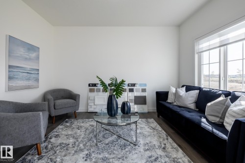 5226 Kinney Place, Edmonton, AB - Indoor Photo Showing Living Room