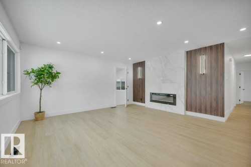 8506 153 Street, Edmonton, AB - Indoor With Fireplace