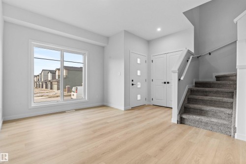 6373 King Wynd, Edmonton, AB - Indoor Photo Showing Other Room