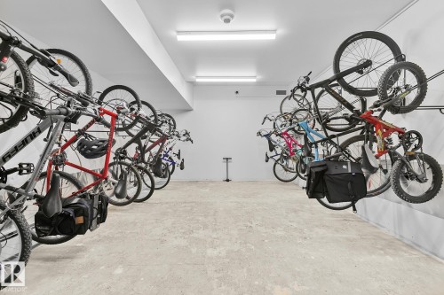 114 9504 182 Street, Edmonton, AB - Indoor Photo Showing Other Room