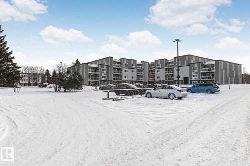 114 9504 182 Street, Edmonton, AB - Outdoor