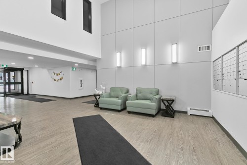 114 9504 182 Street, Edmonton, AB - Indoor Photo Showing Other Room