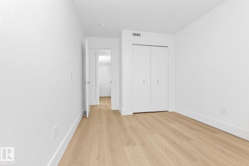 114 9504 182 Street, Edmonton, AB - Indoor Photo Showing Other Room