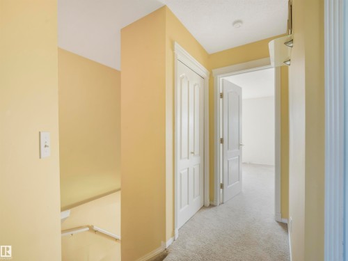 57 3380 28A Avenue, Edmonton, AB - Indoor Photo Showing Other Room