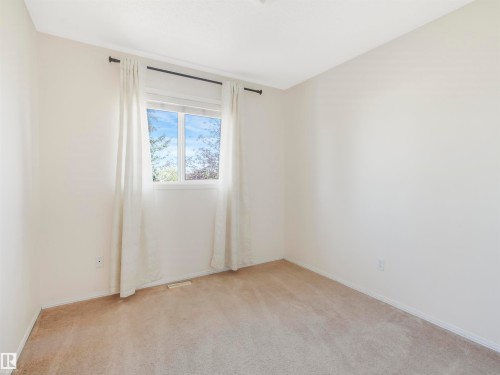 57 3380 28A Avenue, Edmonton, AB - Indoor Photo Showing Other Room