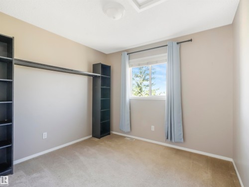 57 3380 28A Avenue, Edmonton, AB - Indoor Photo Showing Other Room