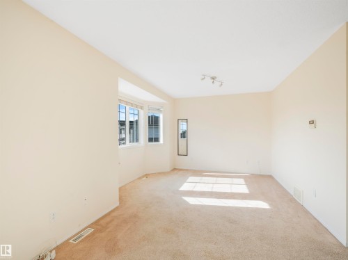 57 3380 28A Avenue, Edmonton, AB - Indoor Photo Showing Other Room