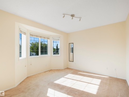 57 3380 28A Avenue, Edmonton, AB - Indoor Photo Showing Other Room