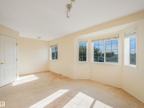 57 3380 28A Avenue, Edmonton, AB - Indoor Photo Showing Other Room