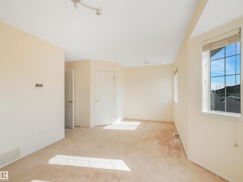 57 3380 28A Avenue, Edmonton, AB - Indoor Photo Showing Other Room