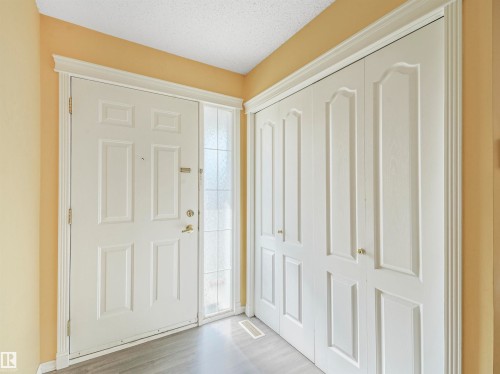 57 3380 28A Avenue, Edmonton, AB - Indoor Photo Showing Other Room