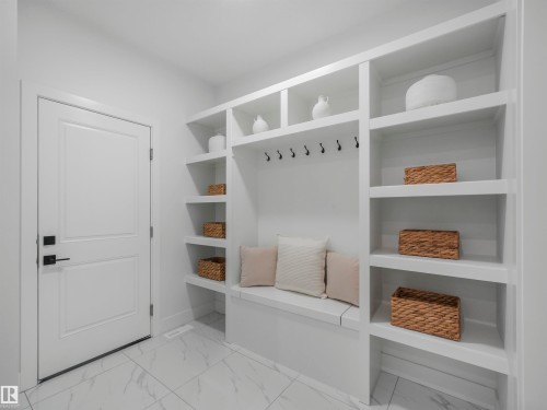 3519 45 Avenue, Beaumont, AB - Indoor Photo Showing Other Room