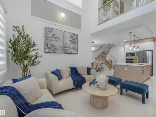 3519 45 Avenue, Beaumont, AB - Indoor Photo Showing Living Room