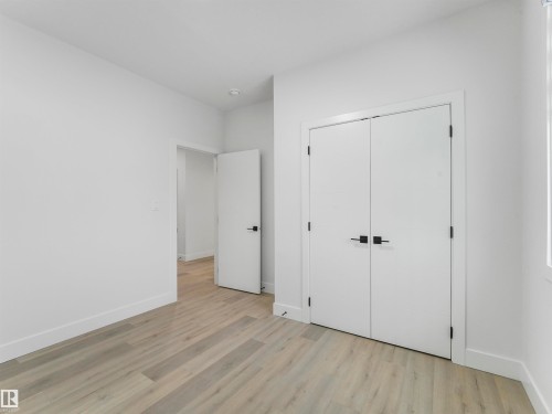 3519 45 Avenue, Beaumont, AB - Indoor Photo Showing Other Room